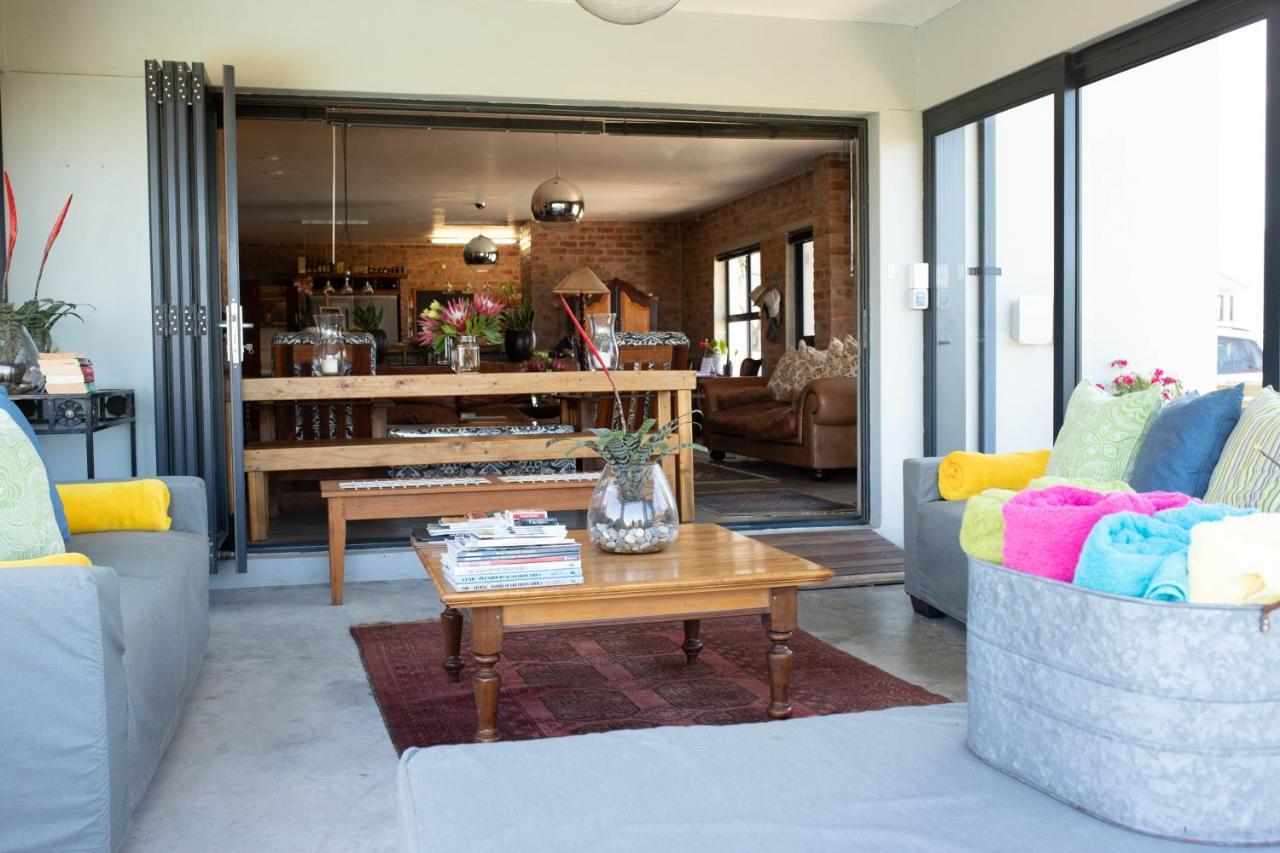Stay At Friends Economic Rooms Malkopvlei Εξωτερικό φωτογραφία